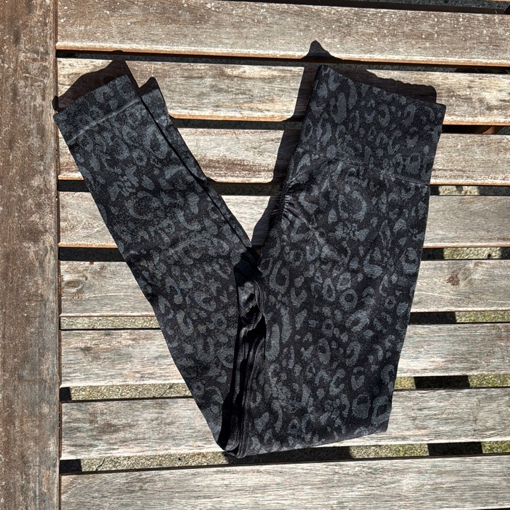 Gymshark - adapt animal leggings - size small